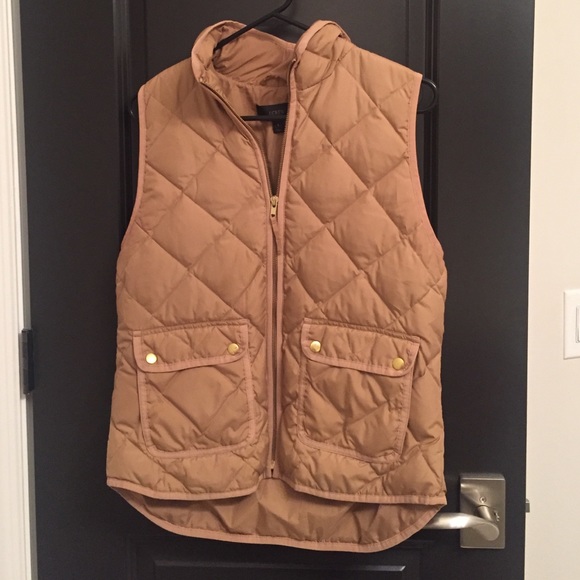 J Crew tan quilted vest NWOT