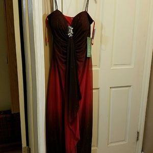 Reign On red and black ombre gown nwt