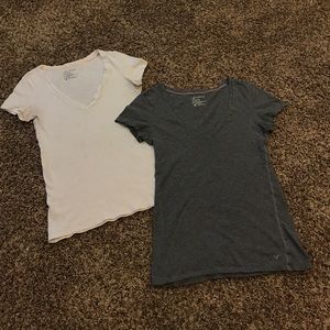 American Eagle V-neck T-shirt Bundle