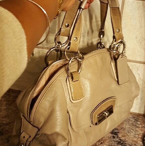 AUTHENTIC LEATHER COACH MINI PURSE