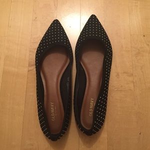 Studded flats