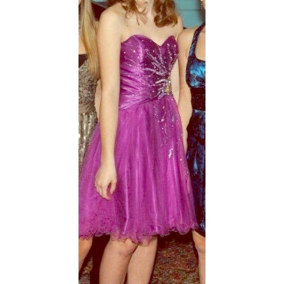 Tony Bowls Dresses & Skirts - Tony Bowls Purple Prom/Homecoming Dress