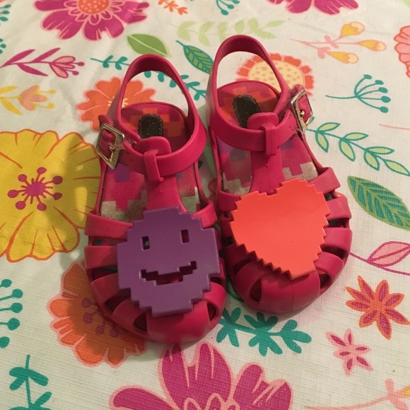 Mini Melissa Hot Pink Sandals - Picture 2 of 4