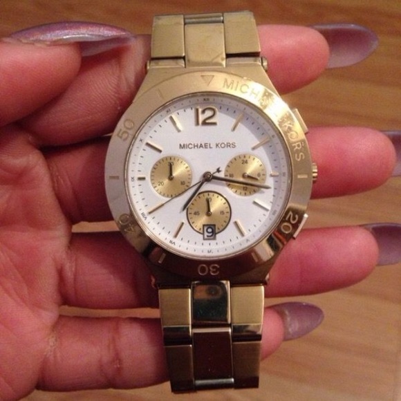 Gold Michael Kors watch (unisex)