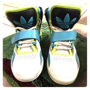 Women's high top sneakers
