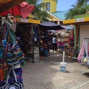 Meet your Posher, Jasmine