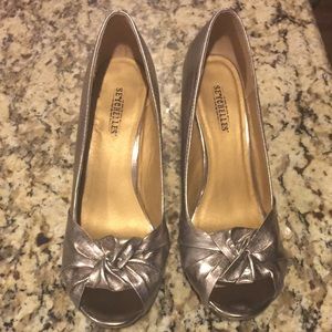 Seychelles Gold Wedges