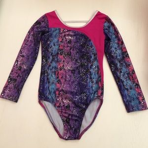 EUC girls leotard and short.