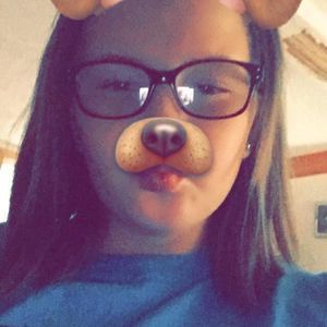 Meet your Posher, Alexis