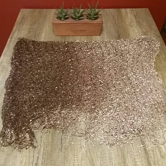 Scarf - Picture 2 of 4