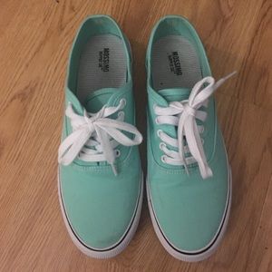 Teal target shoes