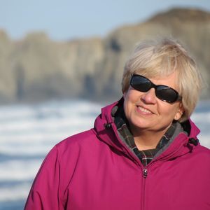 Meet your Posher, Joy