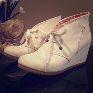 Canvas wedge booties