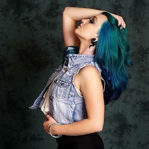 Meet your Posher, Michaela