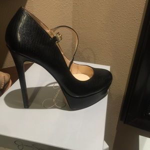 Jessica Simpson Mary Jane shoe in good condition