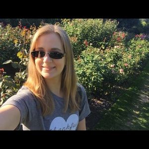 Meet your Posher, Heather