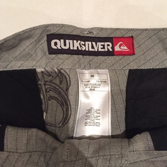 Quiksilver flat front shorts Sz 30 LIKE NEW - Picture 4 of 8