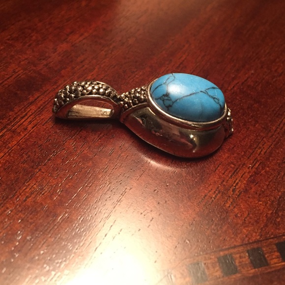 πHPπ Premier Designs Silver Charm - Picture 2 of 3