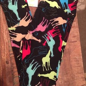 NWT lularoe giraffe leggings OS