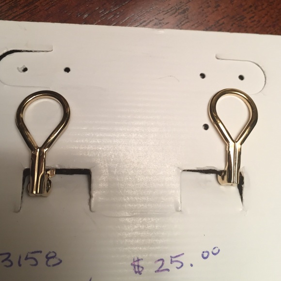 Clip on Gold Floral Studs - Picture 2 of 2