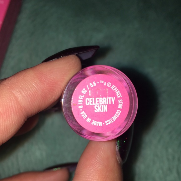 Jeffree Star Cosmetics Makeup - Jeffree Star Lipstick in Celebrity Skin Jeffree Star Cosmetics Makeup - Jeffree Star Lipstick in Celebrity Skin