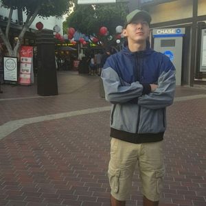 Meet your Posher, Clint