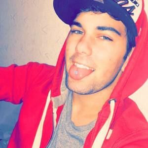 Meet your Posher, Tyler