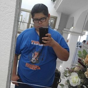 Meet your Posher, Javier