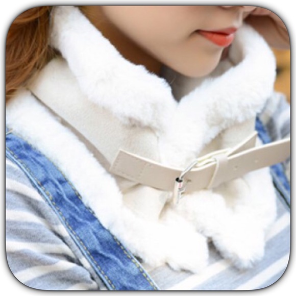 Boutique Accessories - NWT Chic Buckle Faux Fur Winter Neck Warmer