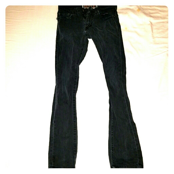 Black skinny levi's