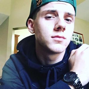 Meet your Posher, Christopher c