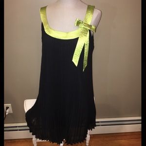 The perfect black Christmas dress!