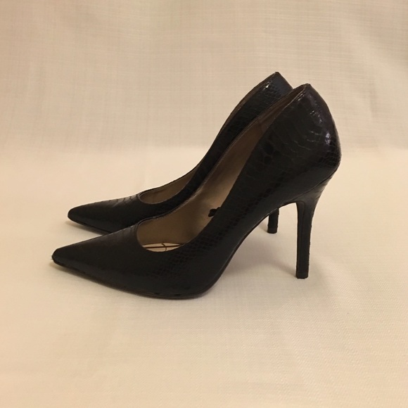 Sam & Libby Snakeskin Pumps