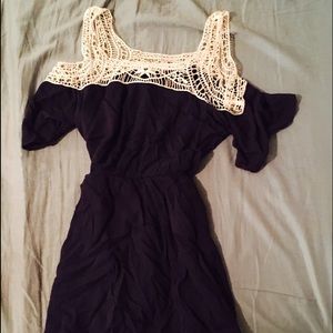 Super cute dress 👗💙💚