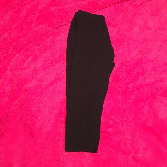 Capris - Picture 1 of 1