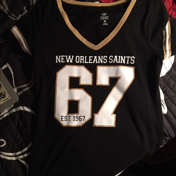 Cute NFL T-Shirt women's Medium