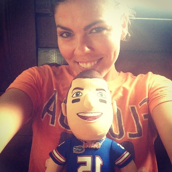 Meet your Posher, Erica - Picture 2 of 2