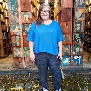 Meet your Posher, Liz