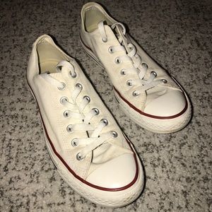 White Converse Chucks