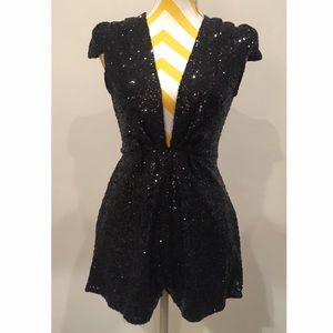 🎉SOLD - Sequin Romper Size SM - New Years Eve