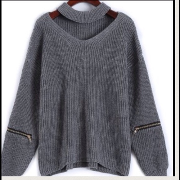 chocker sweater NWOT