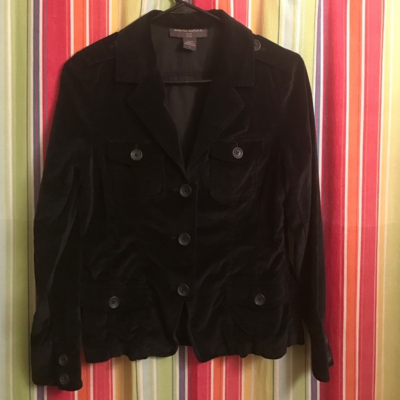 FLASH SALE 🎉Banana Republic black jacket
