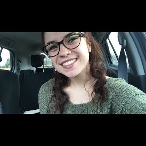 Meet your Posher, Dana