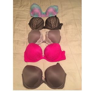VS bras 34DDD... Like new