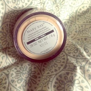 Mary Kay Loose Powder