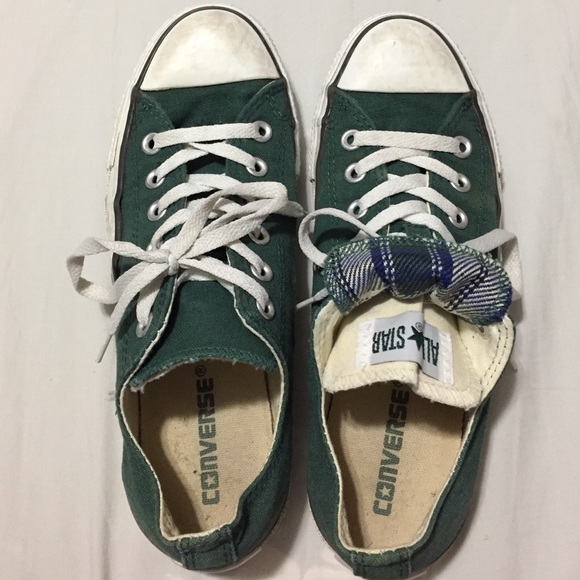 Dark green converse