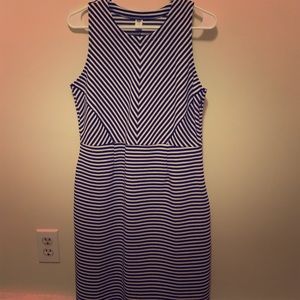 Black and white stripe Old Navy casual/work dress