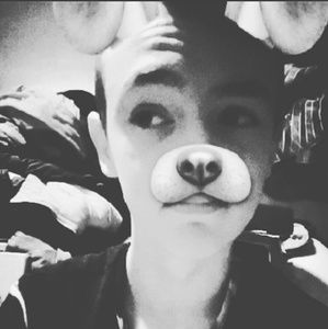 Meet your Posher, Logan