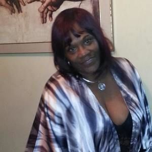 Meet your Posher, Catherine