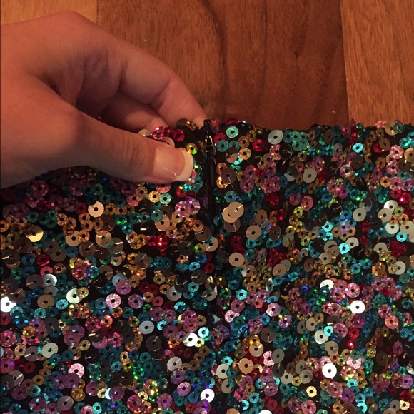Boutique Sequin Skirt - Picture 3 of 4
